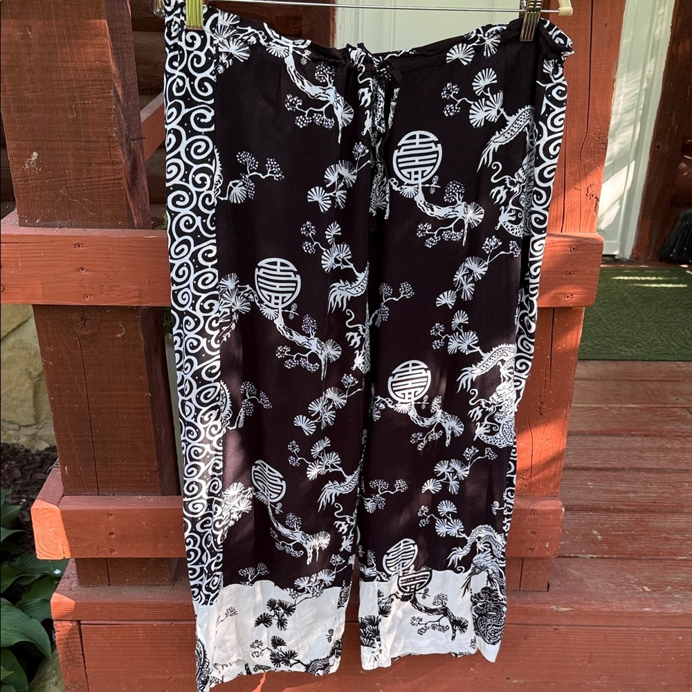 Faith, Black and White, Asian inspired draw string beach Pants, size XL